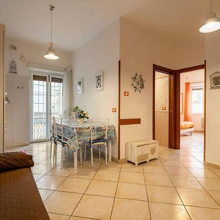 La Casa Del Mare Lägenhet Lido di Ostia Exteriör bild